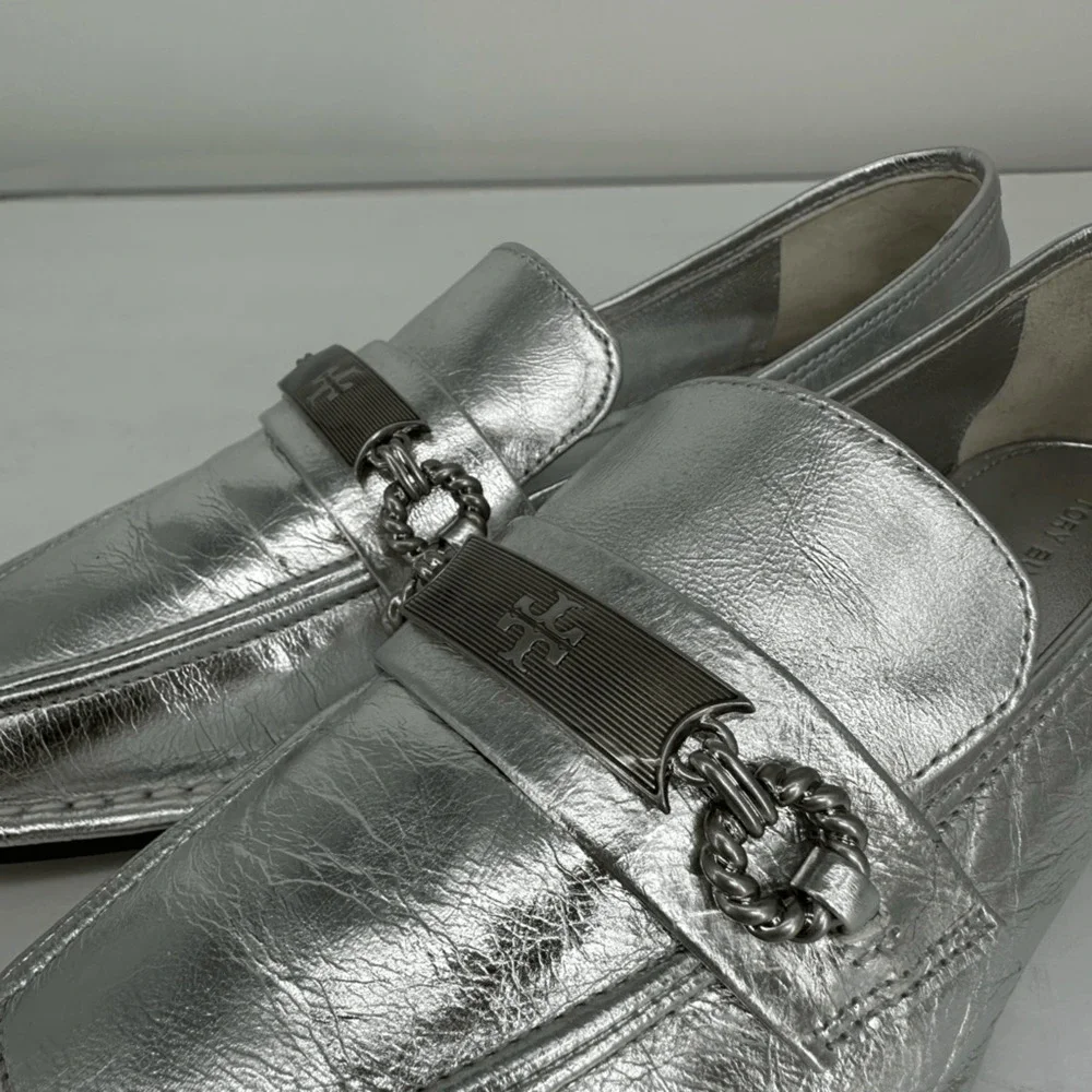 Tory Burch Perrine Metallic Chain Loafers Size 6.5 Silver Leather Flats
